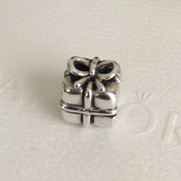 Pandora Jewelry - NEW Pandora Gift/Present Charm